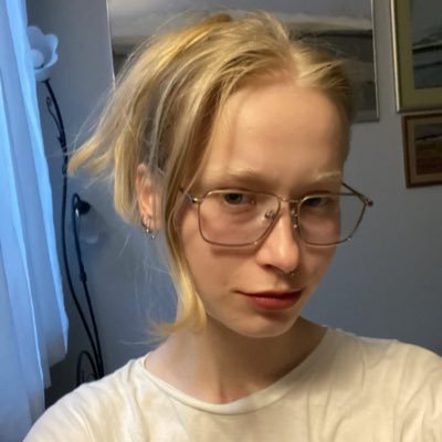 Zosiakomar's profile picture. 