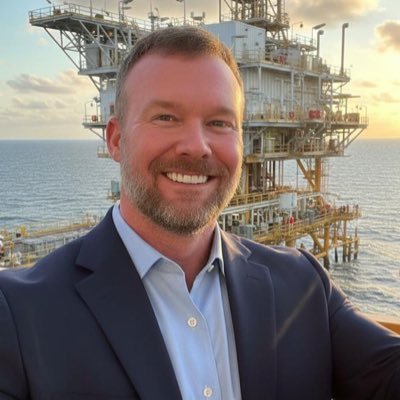 LucasDMorrfr's profile picture. Polished mind. Sharp suit. Everything else follows 🪉