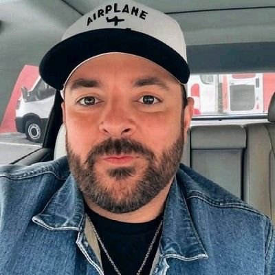 ChrisYoung91125's profile picture. My new album I didn't come here to leave is out now! https://t.co/EabQFNfVRJ

1082744372 here's my zangi number you can kindly textme direct