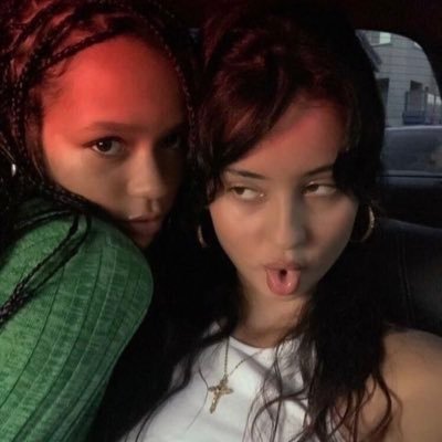 SahelianGem's profile picture. Beaucoup d’amour pour les femmes et le socialisme #Kingdom #Westafette #Poupette #GOT #RI #Fuladu #MissSkinny