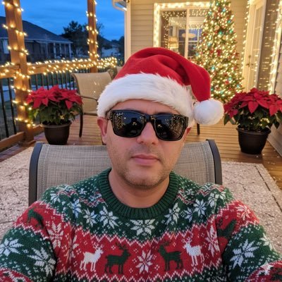 Alexander80V's profile picture. Alguien Normal