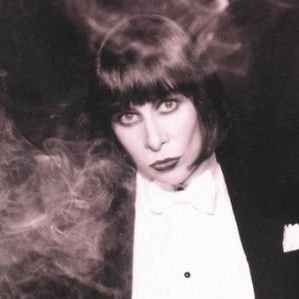 criadesariette's profile picture. Comissária de voo |