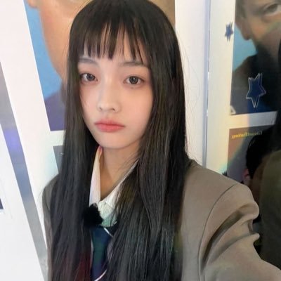 dumcedo's profile picture. cacareco #blogging 🍏🐛🌟🪱