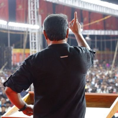 BairavaMpoff's profile picture. சிங்களசேர் தென்னாட்டு மக்கள் தீராதீ தீரென்று ஊது சங்கே!
பொங்கு தமிழர்க்கு இன்னல் விளைவித்தால் 
சங்காரம் நிசமெனச் சங்கே முழங்கு!
                     -பாரதிதாசன்