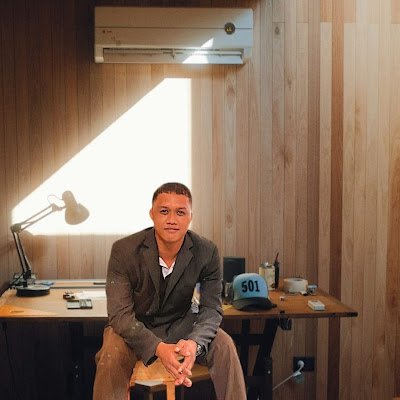 roland23859's profile picture. 