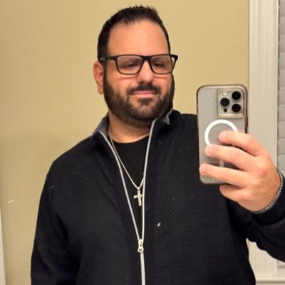 beach_life1981's profile picture. I am born and raised in Philly. Now at the 🏖️#flyeaglesfly #ringthebell @gravitymixx2022 #MEANMACHINERADIO #jerseyshore🏖️ 🚫Crypto