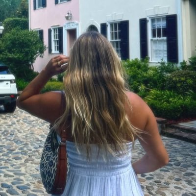 niclucylife's profile picture. faith • health • wellness                                   🌞🥩🫐🇺🇸🥛🐄