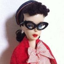 thefashionhobo's profile picture. Creative girl who loves art museums, books, cats, fashion and costume history, old Hollywood movies and a good iced coffee!