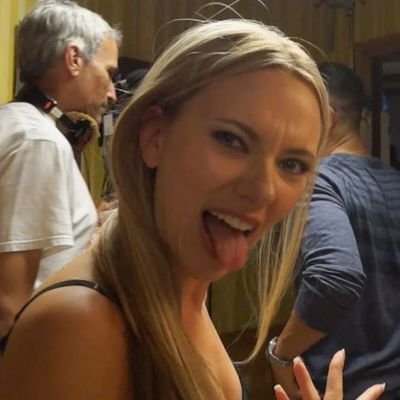 lmjldr_'s profile picture. faço física e enlouqueço quase todo dia