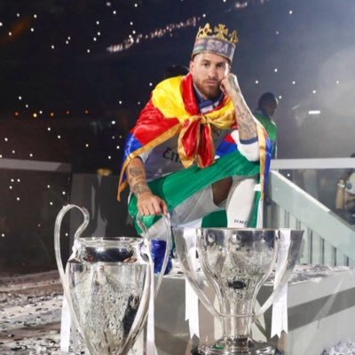 AidoudSofiane1's profile picture. Hala Madrid 🤍Aller l'om💙🤍