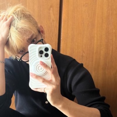 seokgyuholic's profile picture. #도찐규찐