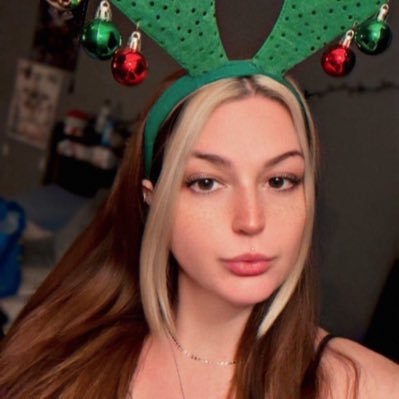 thydelicatedoe's profile picture. the hurrier I go, the behinder I get