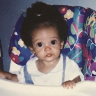 stern_eom's profile picture. 