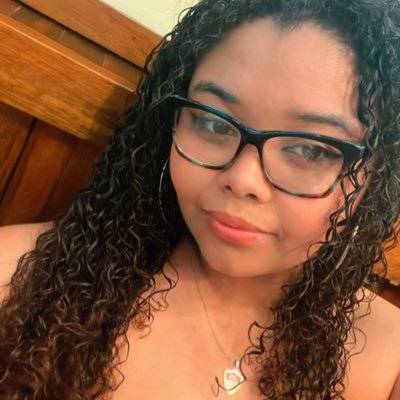 ffc_cami's profile picture. 23 | unidos do viradouro | contábeis ☤ | @fluminenseFC