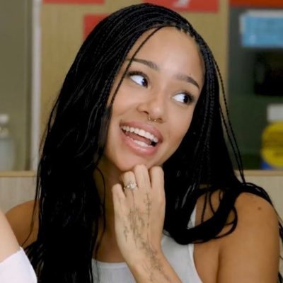 femmence's profile picture. arlecchino’s controversially younger gf