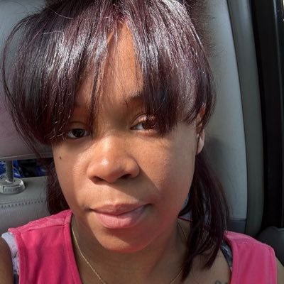 powellasia72's profile picture. 