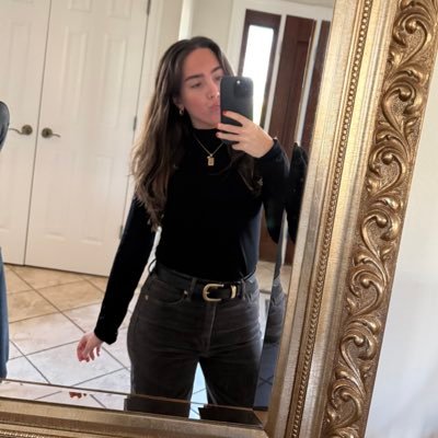 carlymersky's profile picture. NYG