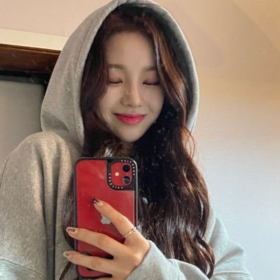 sanagayzona's profile picture. famoso pra mim é o aespa o resto é conhecido