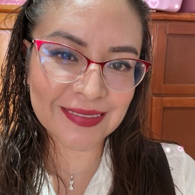 Monyc_primero's profile picture. Estudiante de Doctorado en Educación con Tecnologías del Aprendizaje y Conocimiento en Entornos Virtuales.
