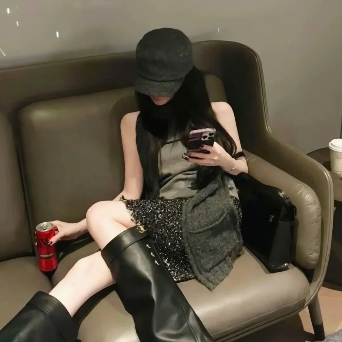 cyI93u5pbU1ei's profile picture. Make more new friends!