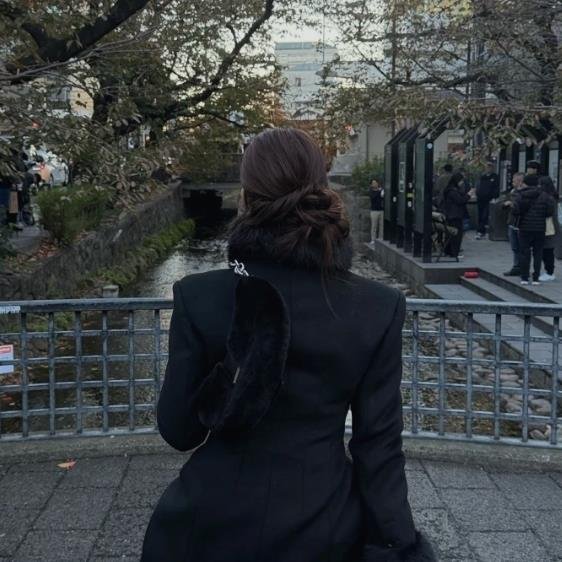 57HR46hydYn3Q12's profile picture. Make more new friends!