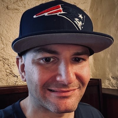 TomAce2020's profile picture. Fake News 🗞️