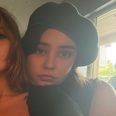 vampyrlott's profile picture. sink   your   teeth
split    my    skin
 make  me  bleed.
@vampyrnat ★