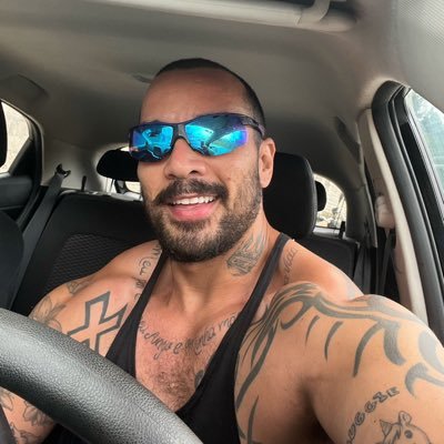 uberpauzudo2's profile picture. 💰💸1m90 103kg 🔞 https://t.co/njm1sdXTsT