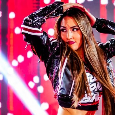 ValiantBellaxx's profile picture. Former WWE Women’s Champion. WWE Hall of Famer. Shining like a star in whatever I do. I am Fearless ❤️ | @NikkiAndBrie commentary.