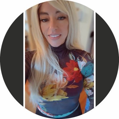 lianashanti's profile picture. JD, CN ✨ SPIRITUAL TEACHER ✨AUTHOR OF ILLUMINATIONS FORECAST ✨PODCAST HOST ✨NUTRITION EDUCATOR ✨ENERGY MEDICINE