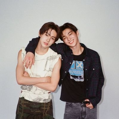 zkshrra's profile picture. 09twinszzz🤟🏻 —

CORTIS AND COER DI JAMIN GACOR🎸🔥⭐💥