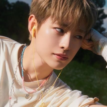 YUUSHlI's profile picture. https://t.co/1B3zqDazQY 위시의 댄싱 네코, (... 𝖲𝖾𝗋𝗒𝗇𝗍𝗁 🐈🌟)