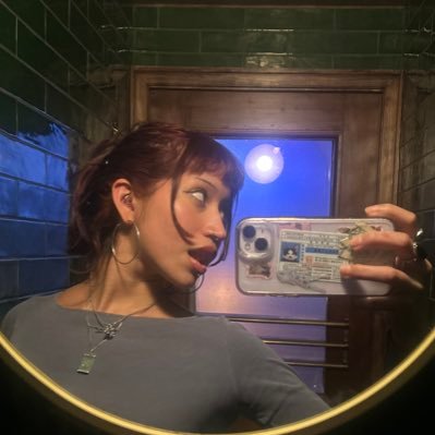 sexyfuncute's profile picture. it’s all an act—I’m actually in love
