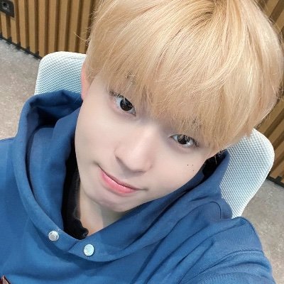 _keljulover's profile picture. ꒰ა #케이주 ໒꒱