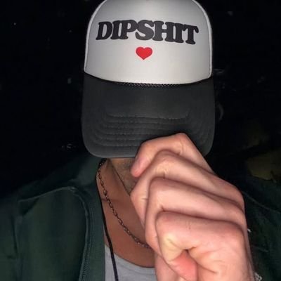 hrhtzp's profile picture. 