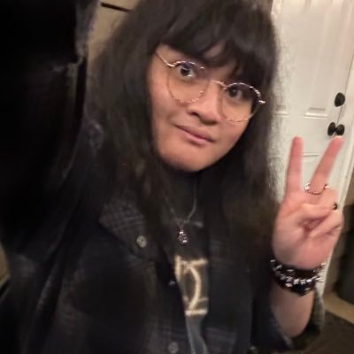 via_embre's profile picture. 🐐 she/xey 🐐 #1 ranked devil jin (in my room) 🐐 i stream on twitch https://t.co/Sv2rJpOEgF 🐐