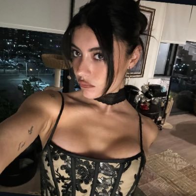 yearninvampire's profile picture. 