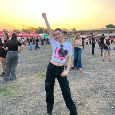 palomavelotto's profile picture. karma’s a relaxing thought, aren’t you envious that for you it’s not?