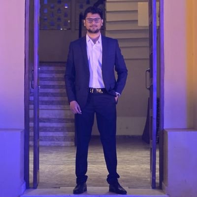 tan_ve3r's profile picture. MBBS,MS General Surgeon 

#NotSoGeneralSurgery