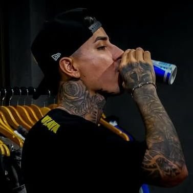 sixcrf_'s profile picture. Somos todos, menos alguns.