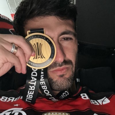 fcksroman's profile picture. eu tenho cara de santo mas de santo não sou nada
eu sou bem o satanás