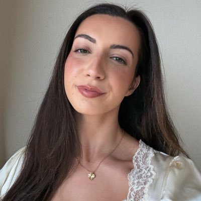 mikaylaxcvi's profile picture. housewife. boy mom. poetess.