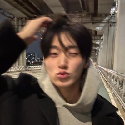 comffete's profile picture. 