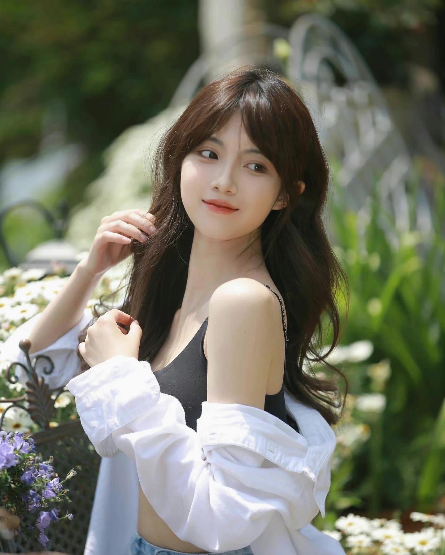 mang_deyi's profile picture. 个人兼职可甜可盐可御，🐻大女友系老师，课程包满意，我的电报tg：https://t.co/mN1fcdJTzw