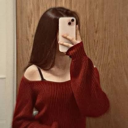 verma_aarn32635's profile picture. Made of chai, chaos & questionable decisions