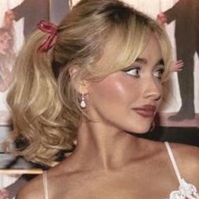 dearrdecode's profile picture. do you me still love?