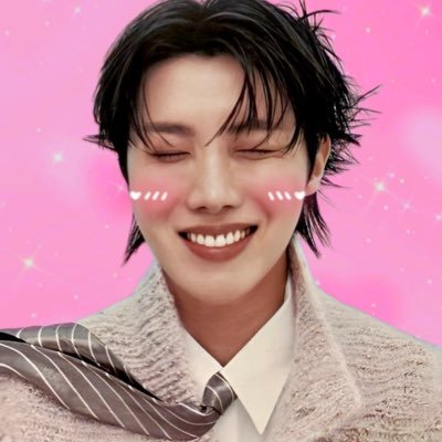 hobinero's profile picture. she/her | 28 | 🇲🇽/🇺🇸 | BTS💜²⁰¹³ • Billie Eilish💙²⁰¹⁸