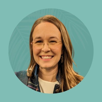 ElizabethInAU's profile picture. 