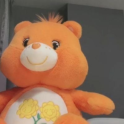 Enfeeble____'s profile picture. Spread love and support — the world always needs a little more kindness and understanding. 🌷🪽🦋🧸