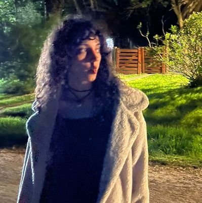 chicademar_'s profile picture. tengo playlist muy específicas.